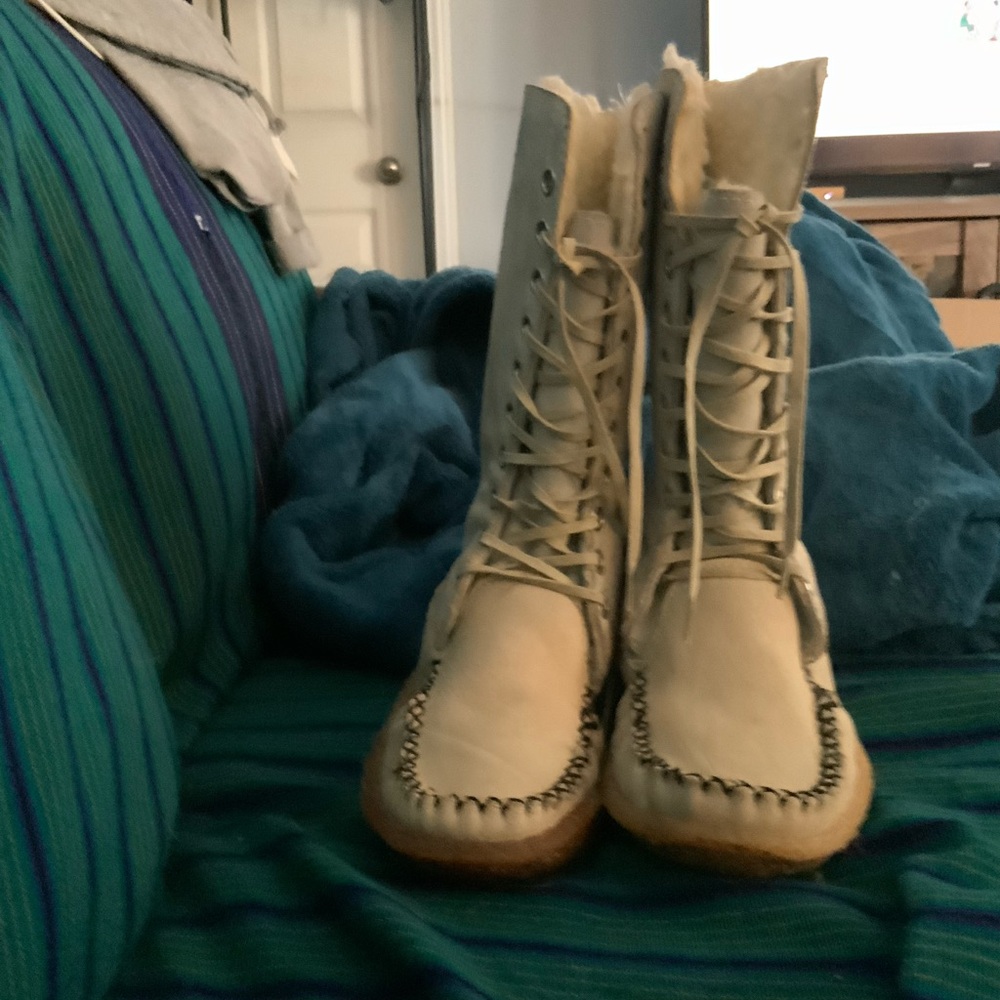 Cream Moccasins with Suede Finish and Lace-Up Design